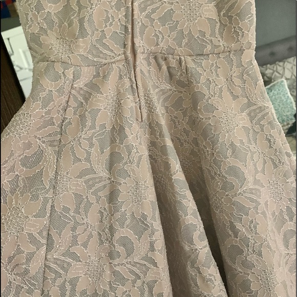 3/$20🍁LACE DRESS - Picture 7 of 10